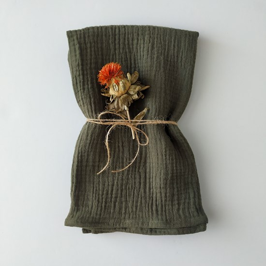 pieluszka muślinowa koloru khaki