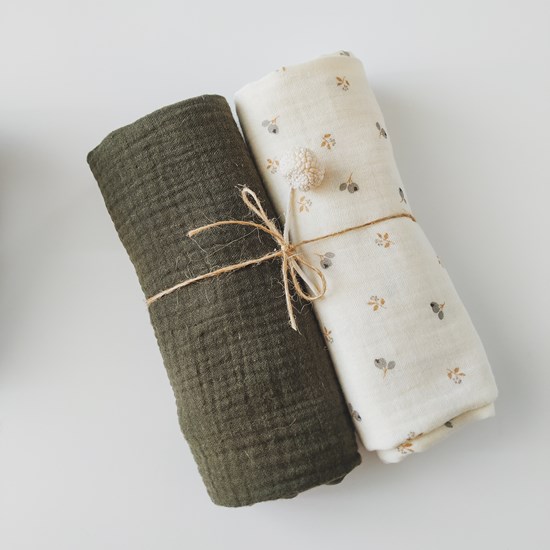 pieluszka muślinowa koloru khaki