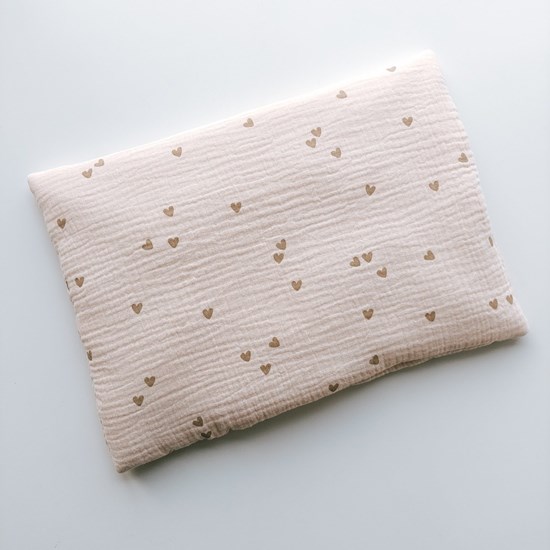 płaska muślinowa poduszka z wypełnieniem wszytym na stałe