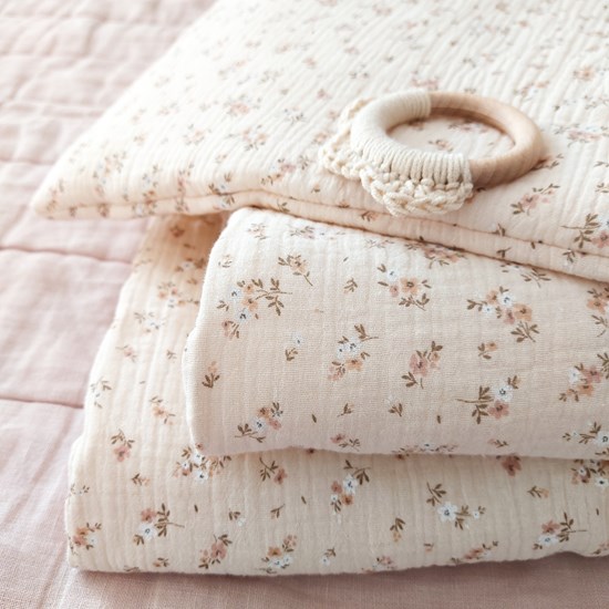 pościel do łóżeczka w kwiatuszki