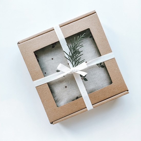 ekologiczny termoforu z pestkami wiśni na kolki i bolący brzuszek