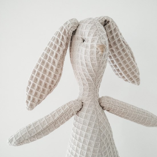 Króliczek przytulanka - piaskowy beż