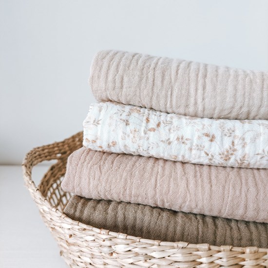 pieluszka muślinowa w kolorze pudrowy róż