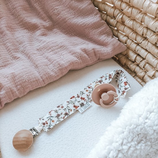 zawieszka do smoczka - polne kwiatuszki