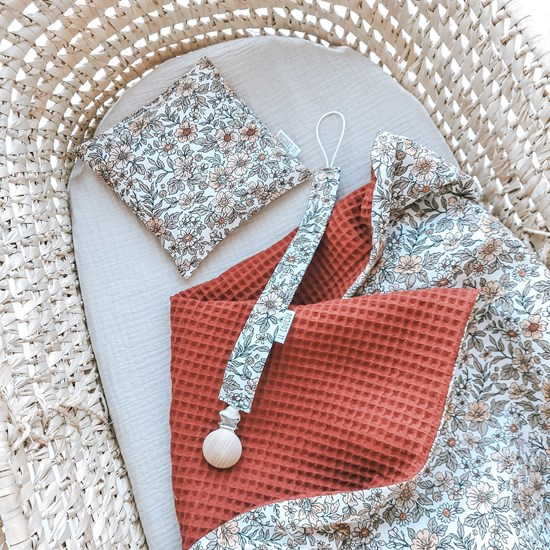 zestaw prezentowy dla dziewczynki w kwiatki