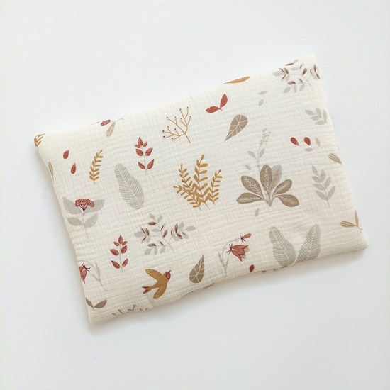 mała poduszka w ptaszki