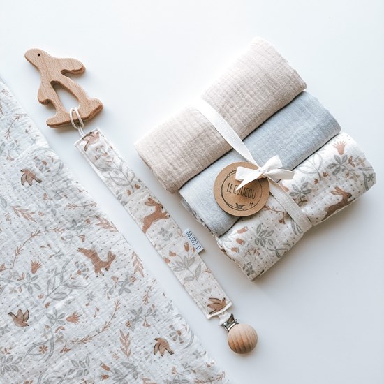 zawieszka do smoczka w ptaszki i zajączki