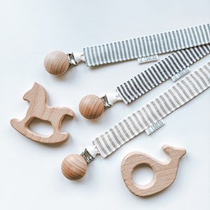 zawieszka do smoczka - Dennis