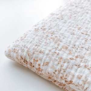 mała poduszka w drobne kwiatuszki