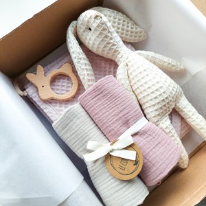 box prezentowy dla noworodka dziewczynki