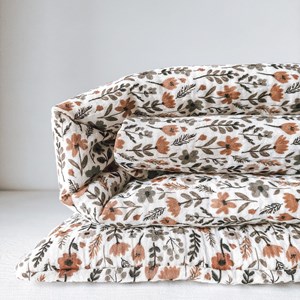 Muślinowa pościel do łóżeczka - jesienne kwiaty