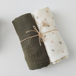 pieluszka muślinowa koloru khaki