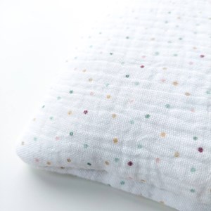 płaska muślinowa poduszka z wypełnieniem wszytym na stałe