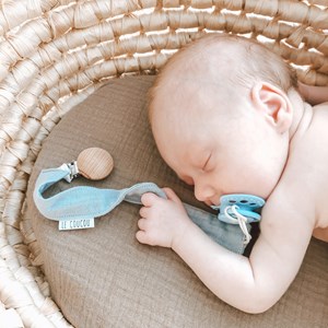 zawieszka do smoczka Tim z muślinu