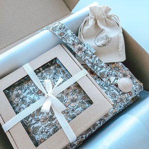 zestaw prezentowy dla dziewczynki w kwiatki