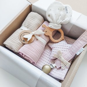 box prezentowy dla dziewczynki w gwiazdki