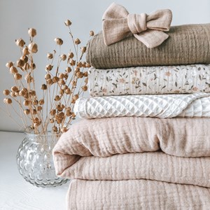 pościel do łóżeczka w kolorze różu