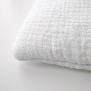 płaska muślinowa poduszka z wypełnieniem wszytym na stałe