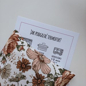 ekologiczny termoforu z pestkami wiśni na kolki i bolący brzuszek