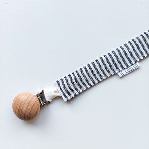 zawieszka do smoczka - Dennis