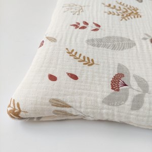 mała poduszka w ptaszki