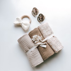 gryzak kokardka kremowy